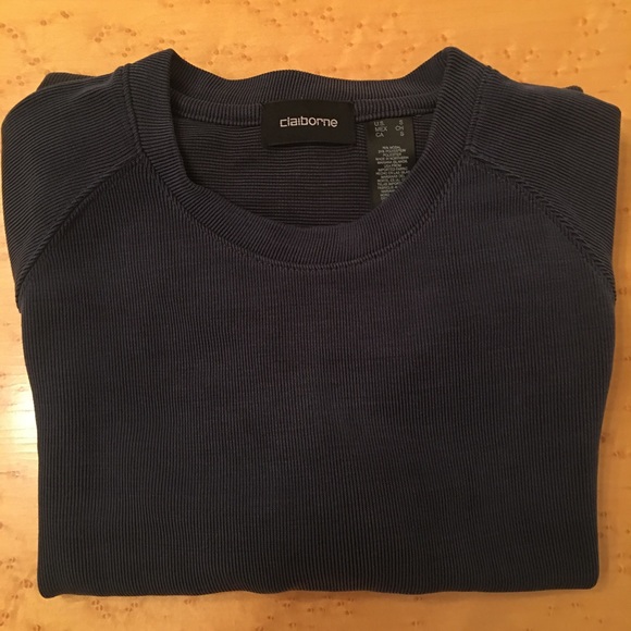 CLAIBORNE Casual Long Sleeve Shirt.  New, Small, Cool Fabric - Picture 8 of 14